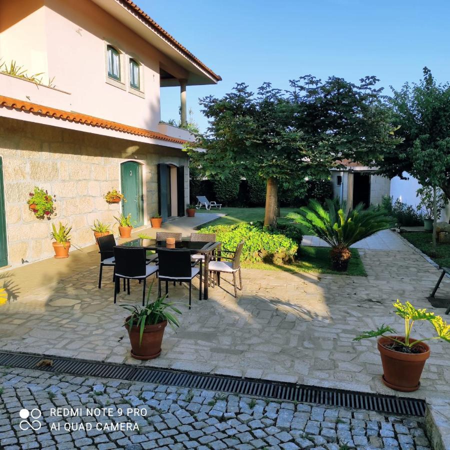 Casa Alem Rio - Quartos Para 6 Hospedes Em Santo Tirso Dış mekan fotoğraf