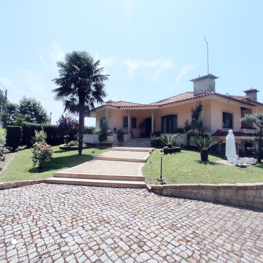 Casa Alem Rio - Quartos Para 6 Hospedes Em Santo Tirso Dış mekan fotoğraf