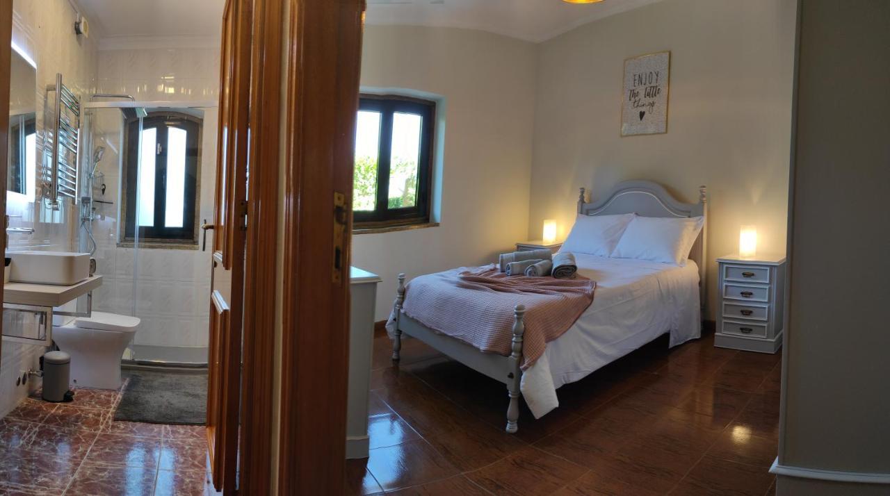 Casa Alem Rio - Quartos Para 6 Hospedes Em Santo Tirso Dış mekan fotoğraf
